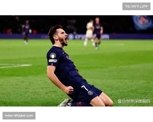 巴黎圣日耳曼展现卫冕冠军底蕴 逆境中战术调整能力获肯定