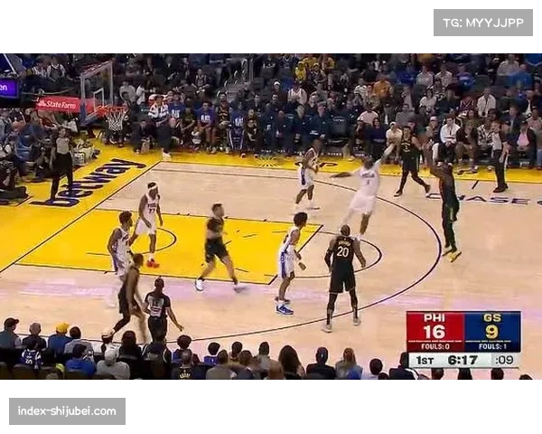 霍福德三分7中6砍22分 老将顶替格林首发效果显著 霍福德三分7中6砍22分 老将顶替格林首发效果显著